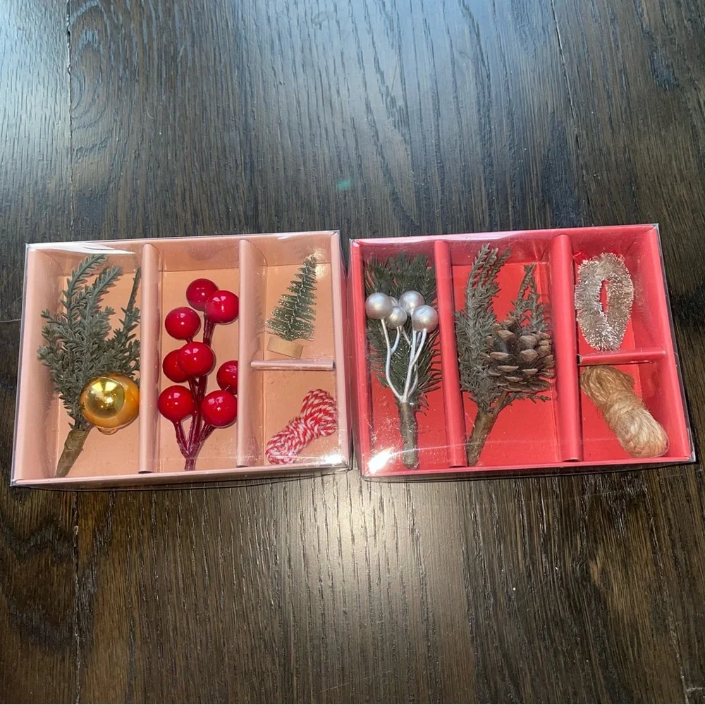 Target Bullseye Christmas Greenery Accessories Kit (2 pack)